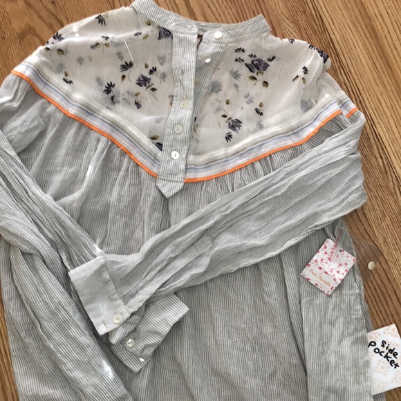 Free People brand top Size small. NWT. - Picture 7 of 8